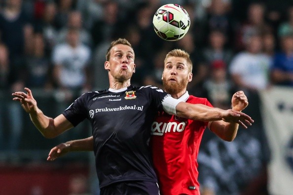 室内跳伞作 室内跳伞作